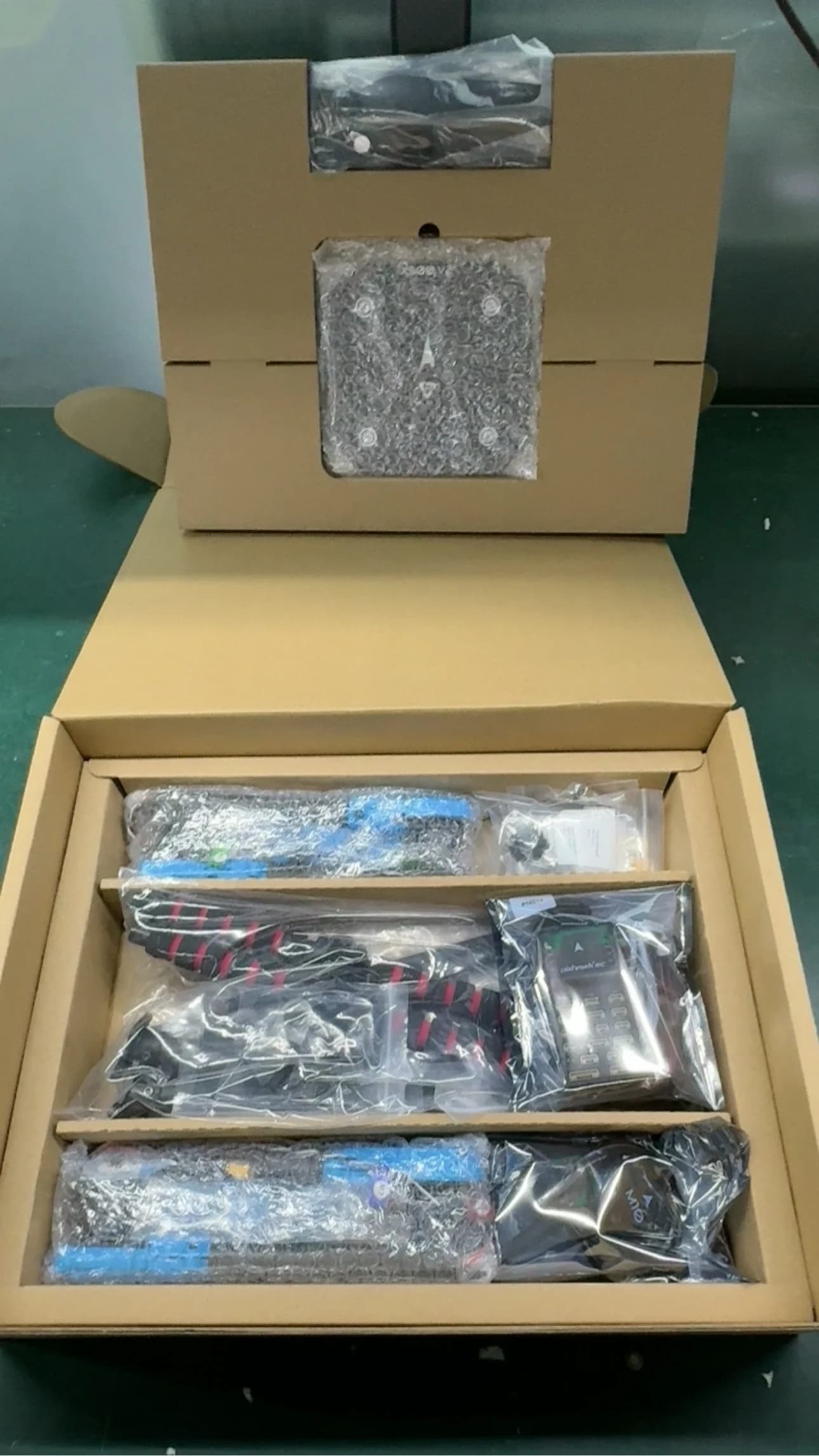 Holybro X500 V2 ARF Kit & Pixhawk 6X 6C Flight Controller & M10N & 433 915MHz 4-axis Drone Power Kit 5